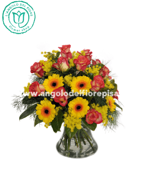 Bouquet di rose, gerbere dai toni solari e mimosa